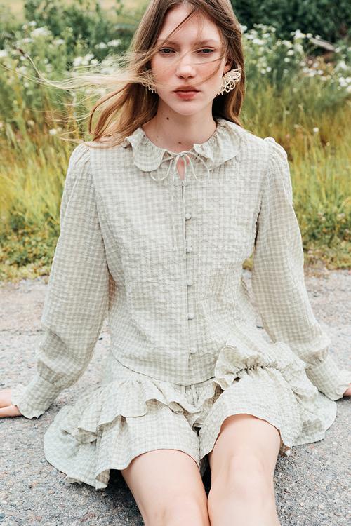Frill-collared blouse - light beige checked
