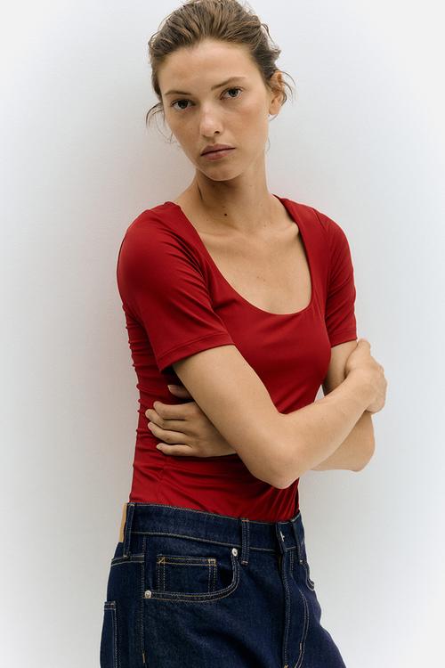 Scoop-neck thong body - dark red