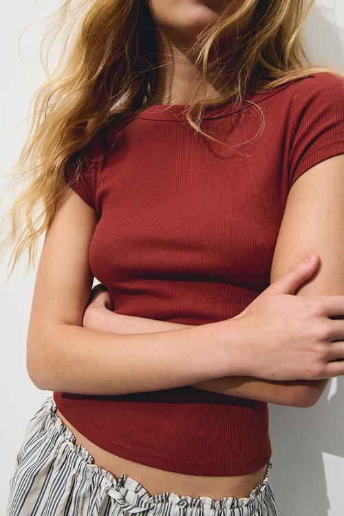 Ribbed boat-neck top -  rust red