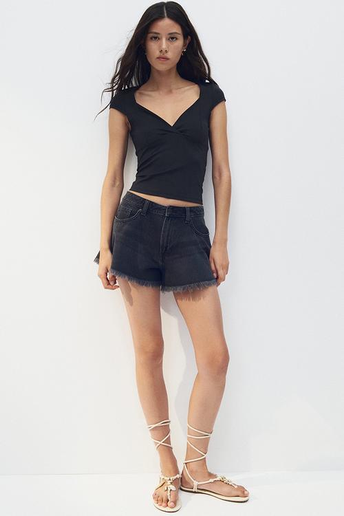 Cap-sleeved top - black