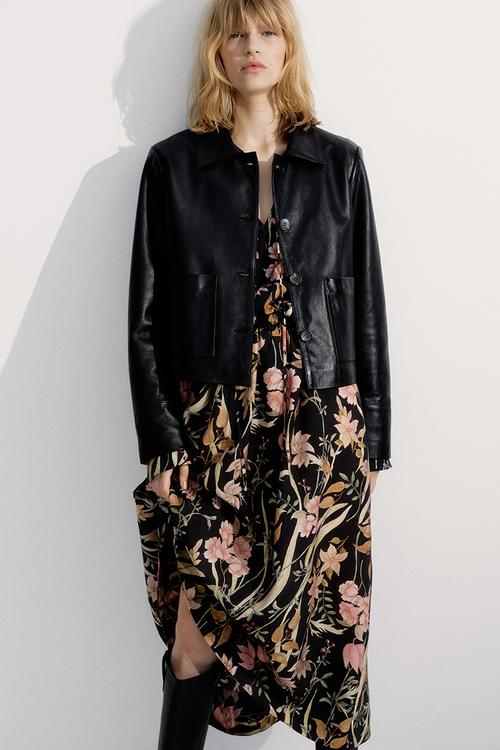 Voluminous skirt - black floral 