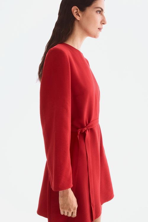 Red Dresses - Elegant, StatementMaking Pieces | SUPERBALIST