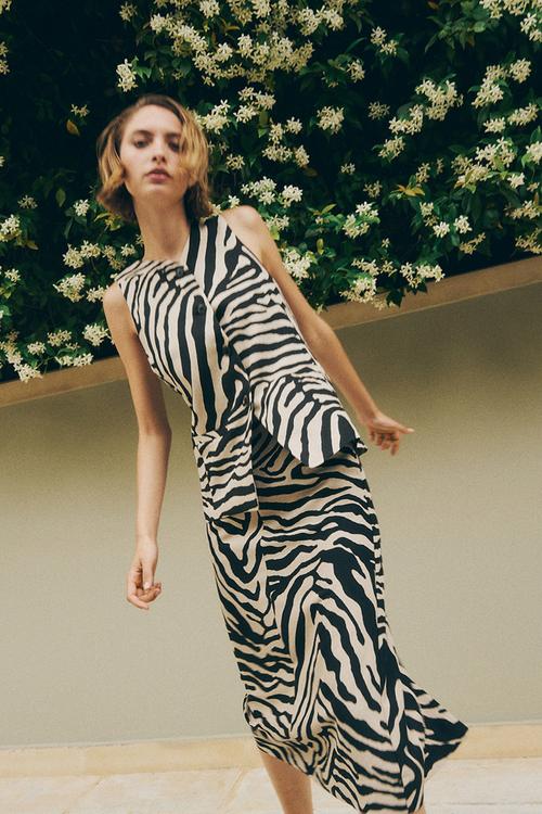 Long waistcoat - light beige/zebra print