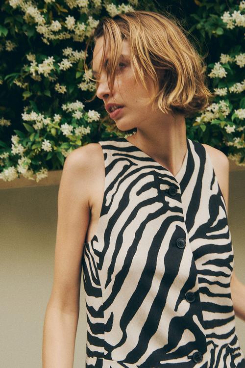 Long waistcoat - light beige/zebra print