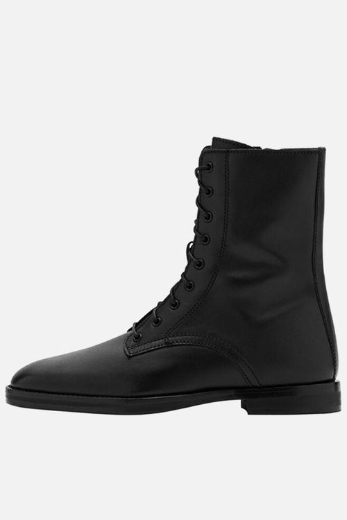 Lola lace up boot - black