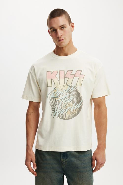 Box Fit Premium Music T-shirt - Lcn Bra Creampuff/Kiss 