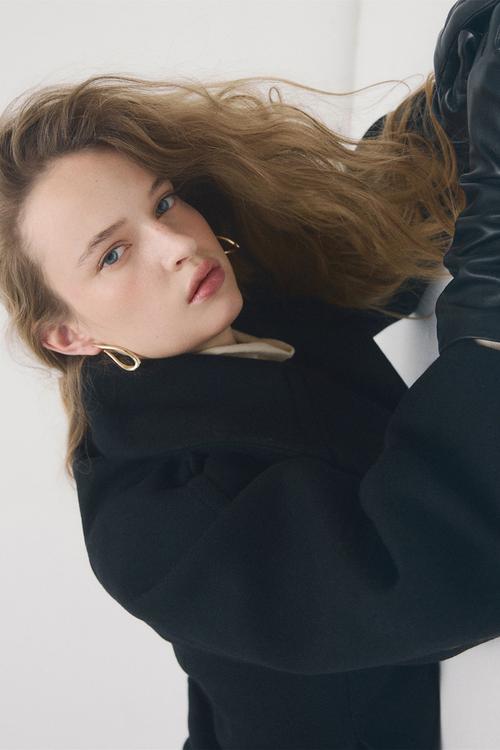 Julia earrings-gold