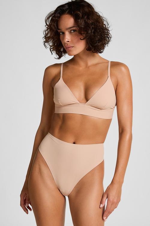 Smooth triangle bralette - rugby tan