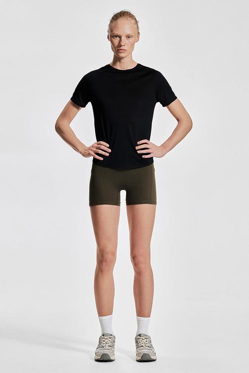 Sports top with drymove™ - black