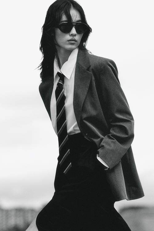 Long blazer - dark grey pinstriped