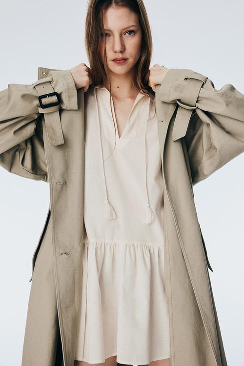 Flared-hem dress - cream
