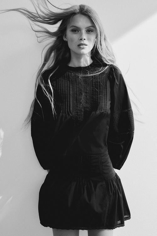 Pintucked cotton blouse - black
