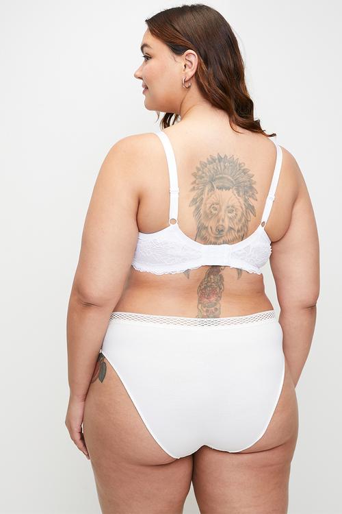 Light padded demi - white