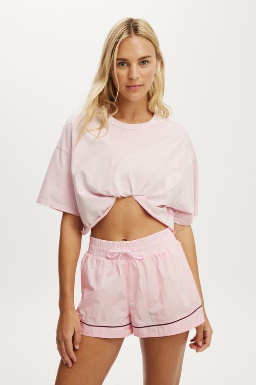 Woven Wellness Club Short - Cherry Dream