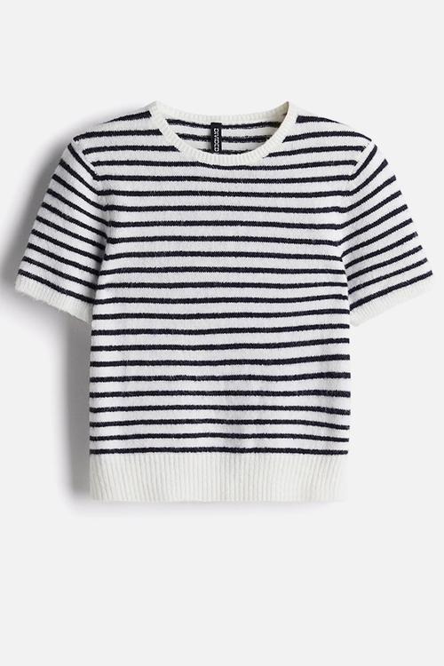 Fine-knit t-shirt - cream striped 
