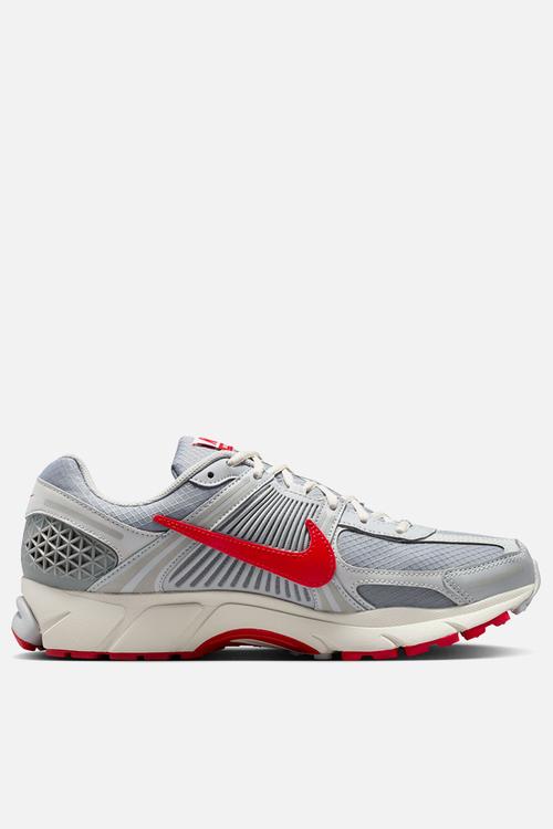 NIKE ZOOM VOMERO 5 SE