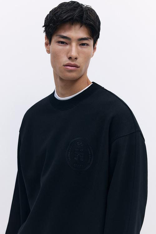 Regular fit printed sweatshirt - black