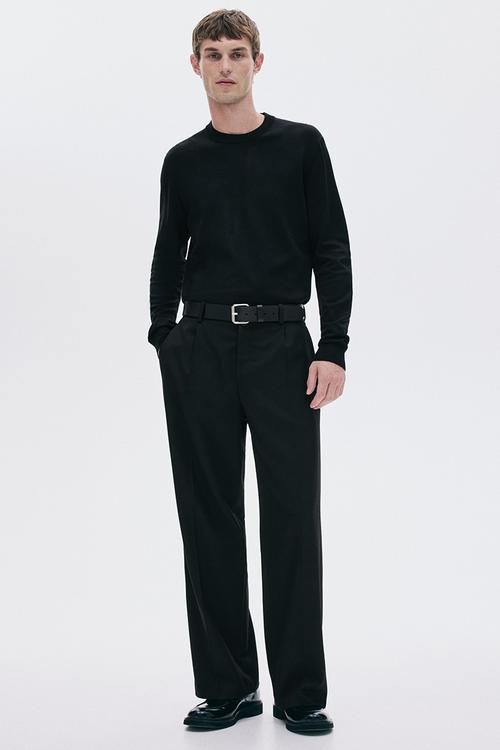 Regular fit fine-knit jumper - black