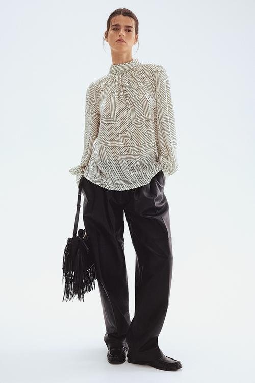 Stand-collar blouse - cream patterned