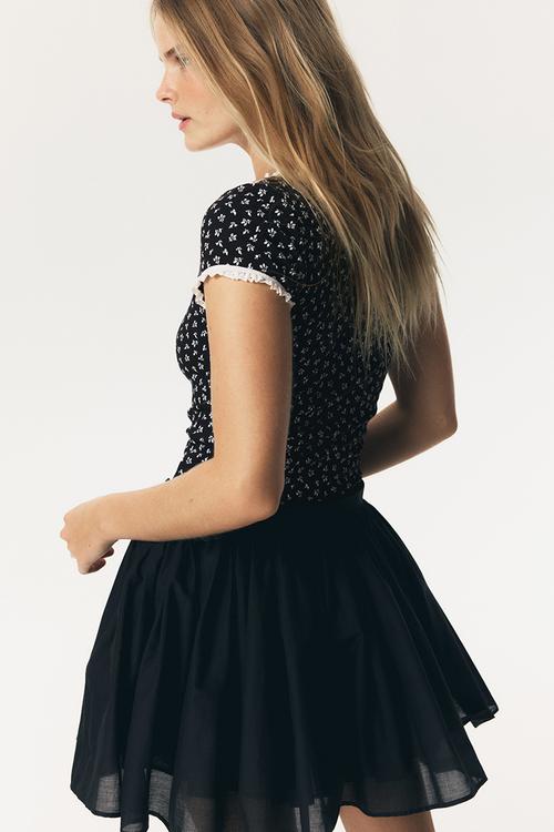 Lace-trimmed top - black/floral 
