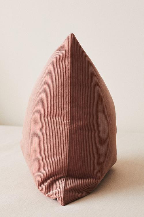 Corduroy cushion cover - dusty pink