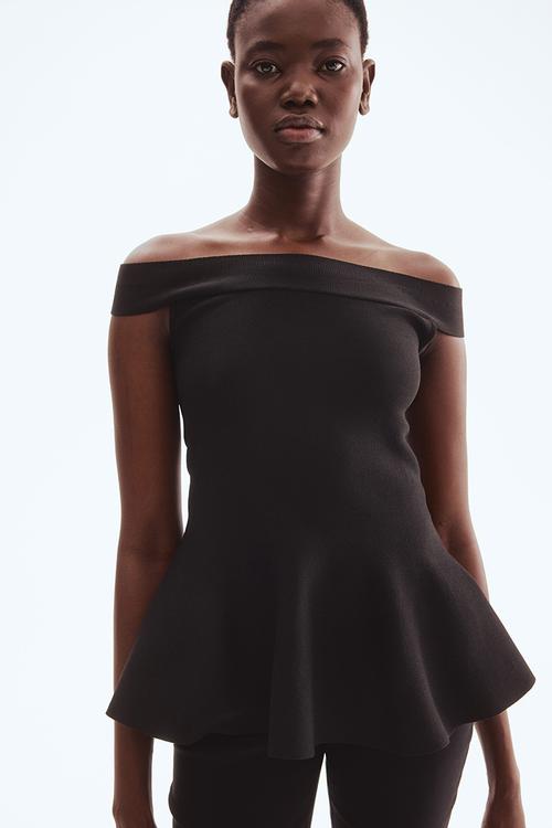 Off-the-shoulder peplum top - black