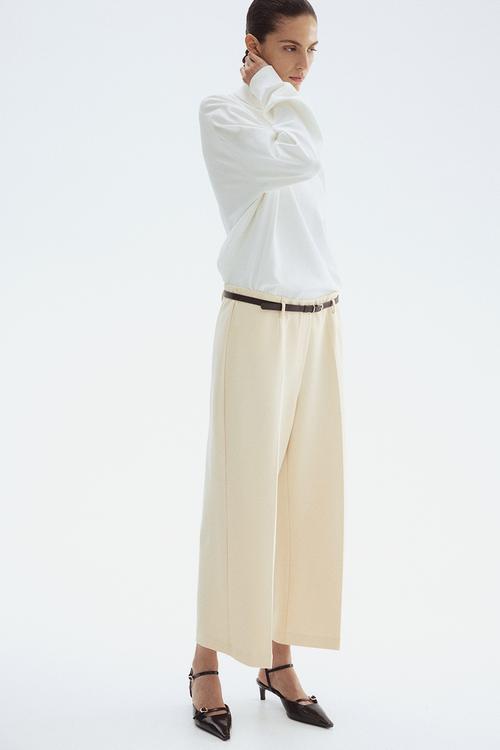Belted ankle-length trousers - cream