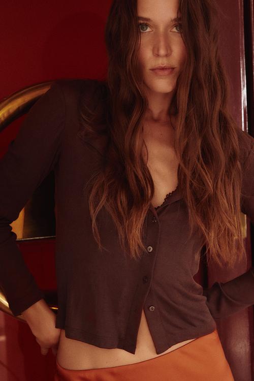 Fine-knit button-front top - dark brown 