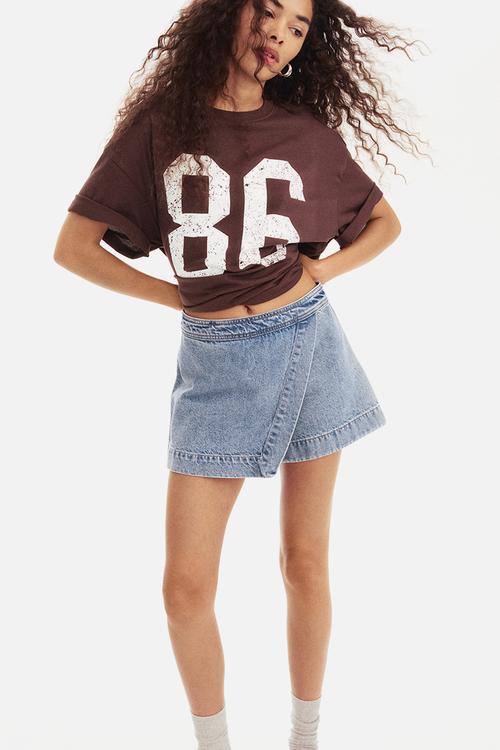 Oversized printed t-shirt - brown 86