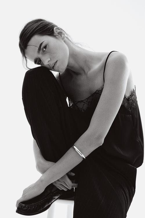 Lace-trimmed satin strappy top - black