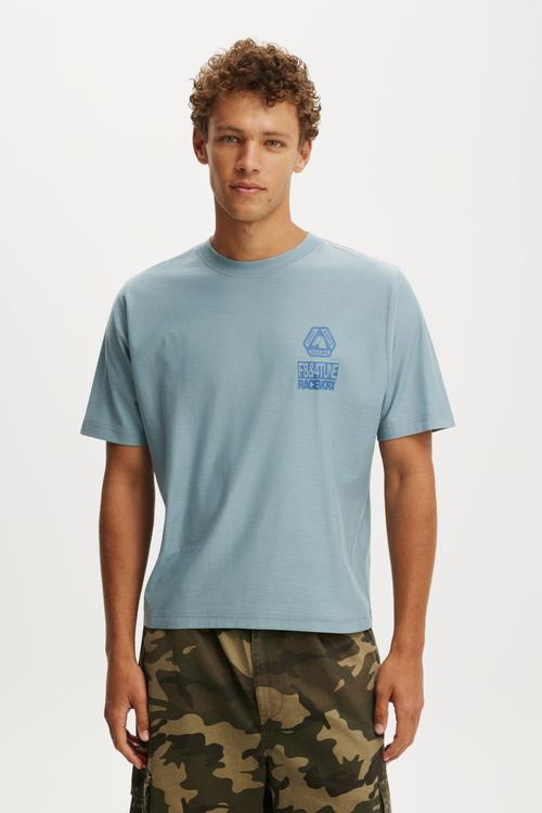 Cropped Fit Graphic T-shirt - Citadel/Eightstar