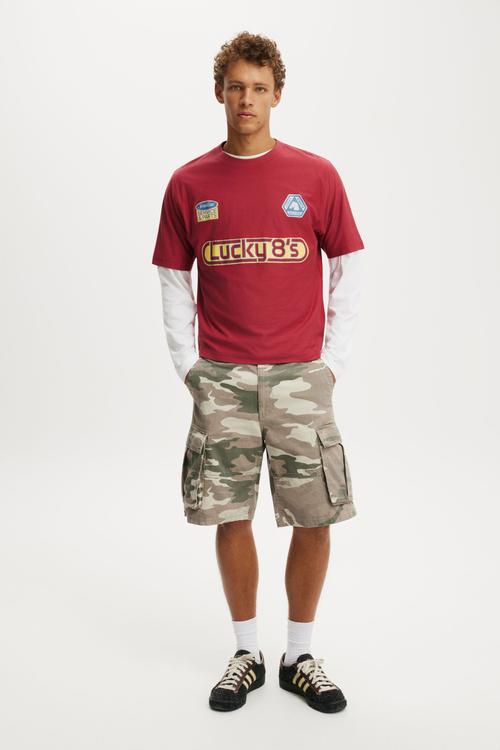 Cropped Fit Graphic T-shirt - Garnet Red/Lucky 8’S