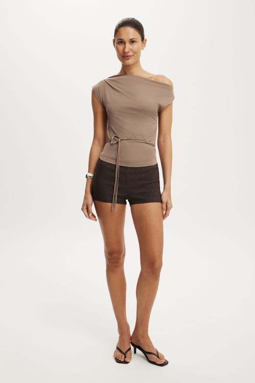 Georgie off shoulder belt short sleeve - washed mocha