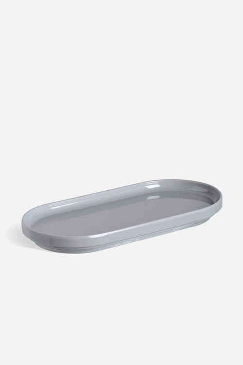 Step amenity tray