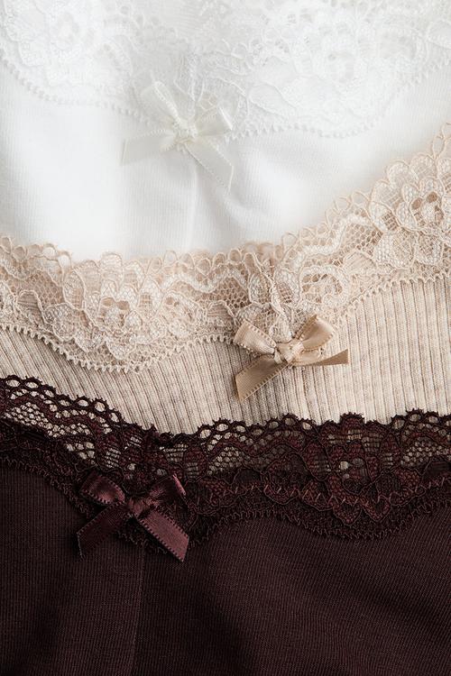 3-pack cotton and lace hipster briefs - beige,brown,white