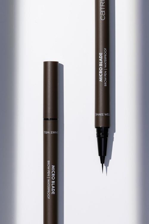 Micro Blade Brow Pen Waterproof  - 040 Bold Espresso