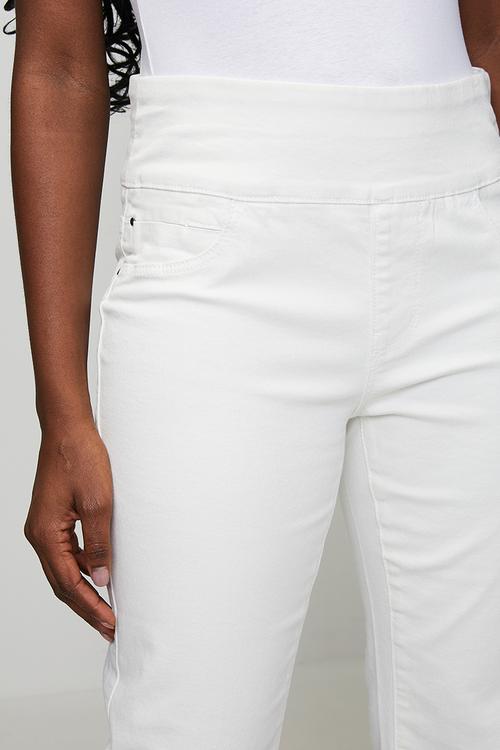 Wide Waistband Crop Length Pull On Denim Jegging - White
