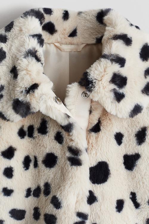 Fluffy jacket - cream/spotted 