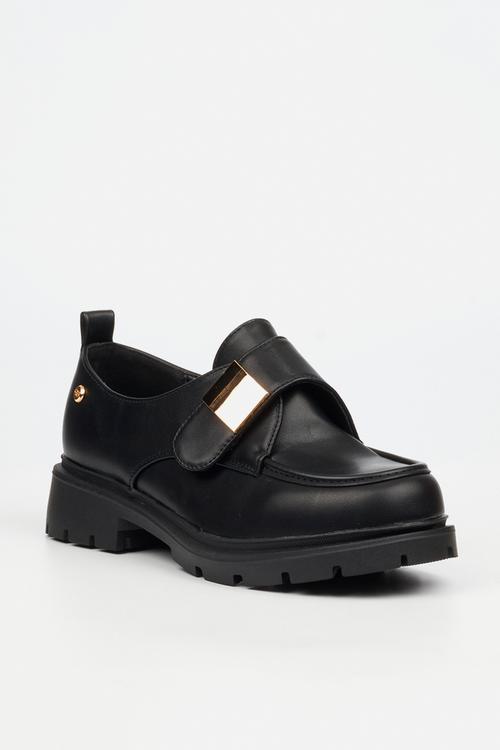 Tipsy 9 crossover buckle chunky loafer - black