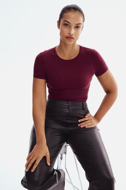 Short-sleeved microfibre body -  burgundy