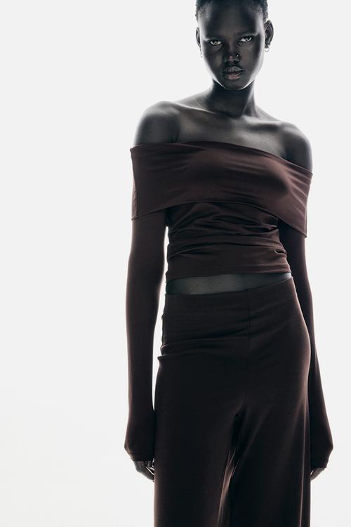 Off-the-shoulder top - dark brown