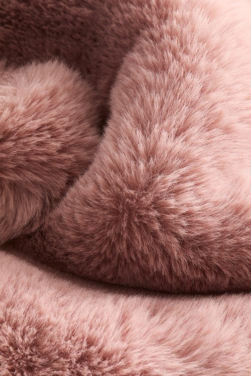 Fluffy cushion cover - dusty pink 