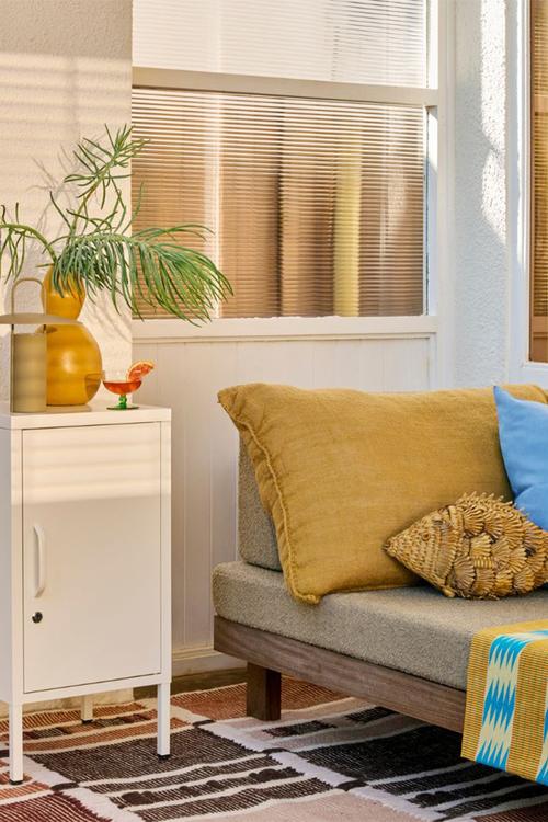 Sugar cube side table - soft white