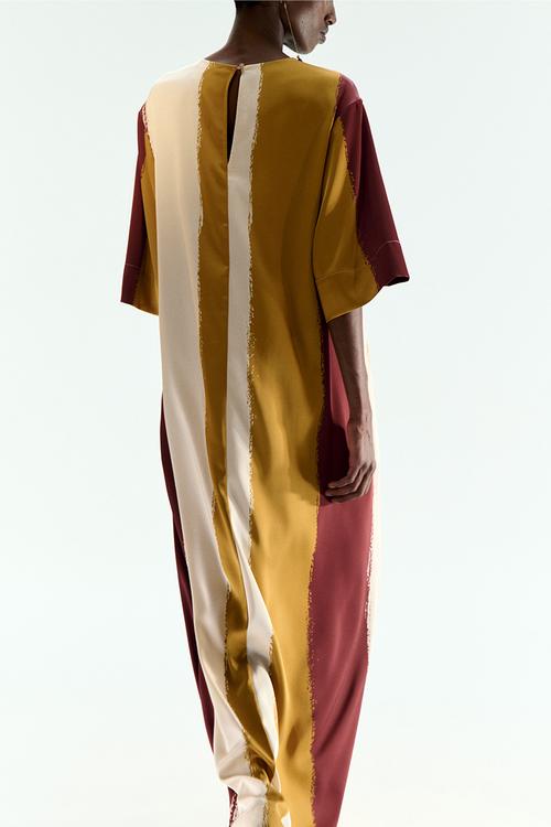 Satin maxi dress - dark yellow/striped 