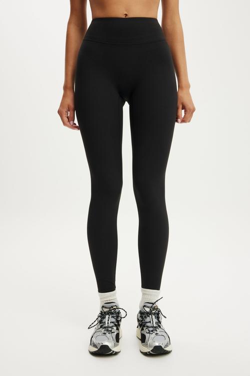 Ultra Soft Contour Tight - Black