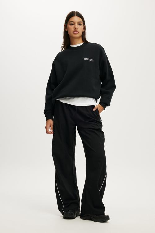 Plush Graphic Crew Sweatshirt - Black/Bw Club