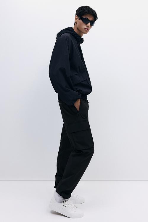 Regular fit nylon cargo trousers - black