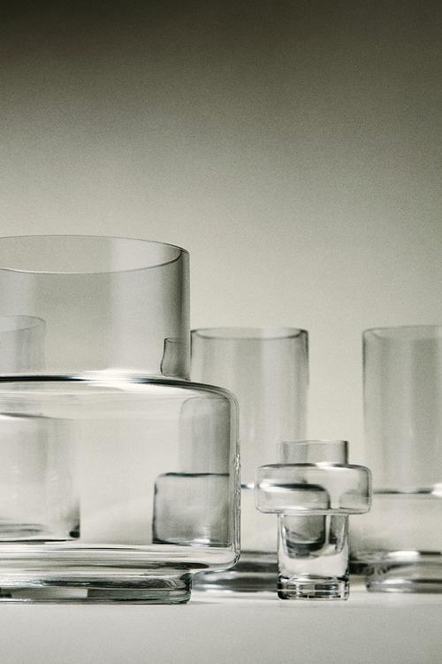 Tiered glass vase - transparent