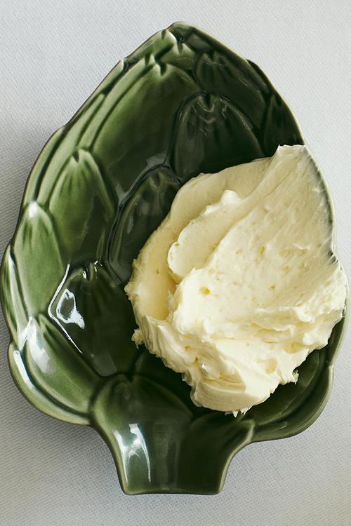 Extra-small figurative stoneware serving bowl - green/artichoke 