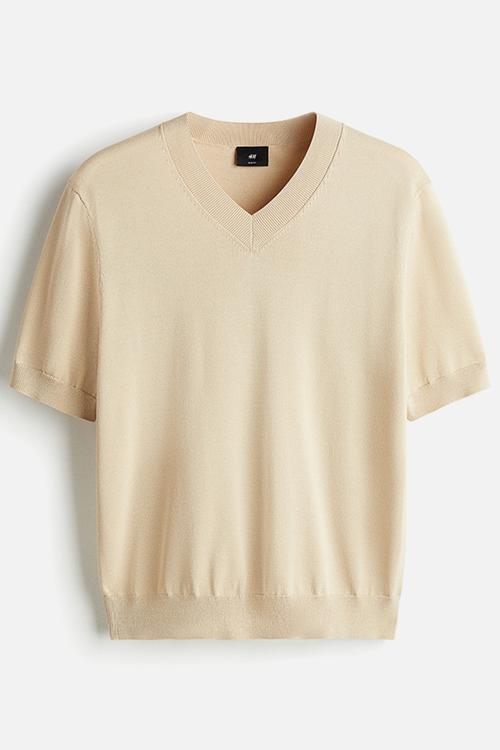Regular fit fine-knit v-neck T-shirt - beige